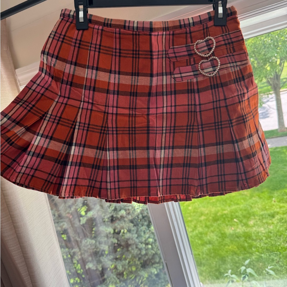 Plaid mini skirt with pearl hearts